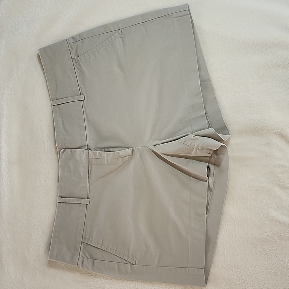 Ann Taylor City Shorts Size 14